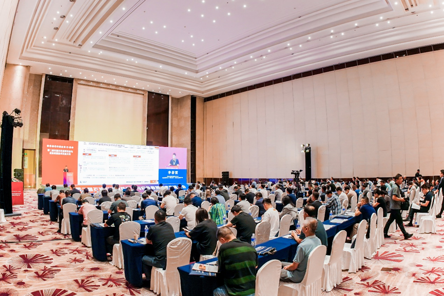 山大華天亮相第二屆石油石化消防安全與應(yīng)急救援技術(shù)交流大會2